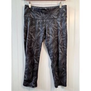 Champion Women's Black Printed Capri Leggings Size M